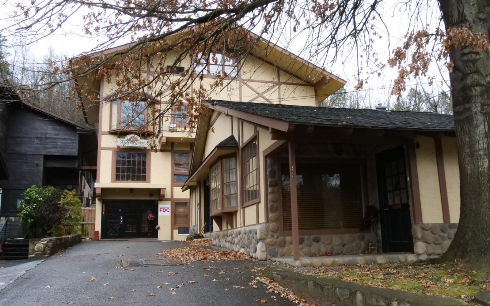 Red Oak Lodge ガトリンバーグ エクステリア 写真